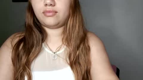 EIMY   MODEL INDEPENDENT online show from 01/07/25, 07:20