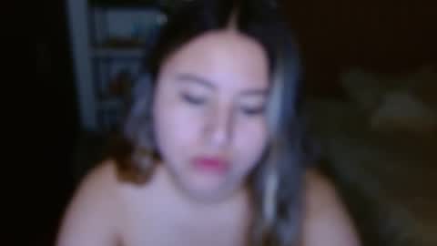 Snapshot of eimy_collin chatting on 04/14/26, 12:27 EIMY MODEL INDEPENDENT online show from 04/14/26, 12:27