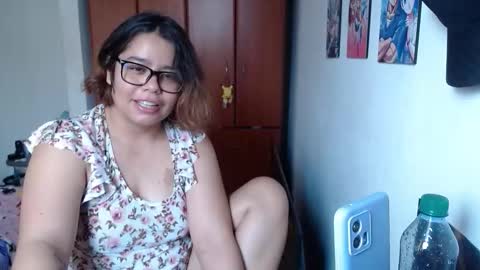Snapshot of eimy_saenzz chatting on 03/14/26, 06:46 eimy_saenzz online show from 03/14/26, 06:46