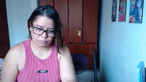 Snapshot of eimy_saenzz chatting on 03/16/26, 04:00 eimy_saenzz online show from 03/16/26, 04:00