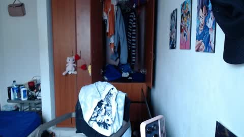 Snapshot of eimy_saenzz chatting on 04/03/26, 05:33 eimy_saenzz online show from 04/03/26, 05:33