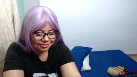Snapshot of eimy_saenzz chatting on 05/01/26, 01:32 eimy_saenzz online show from 05/01/26, 01:32