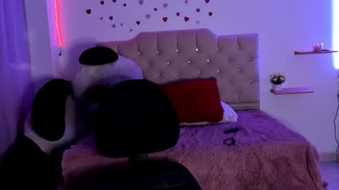 eimyy_rouse online show from 03/13/26, 11:11