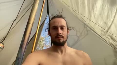 ein393 online show from 10/26/25, 05:41