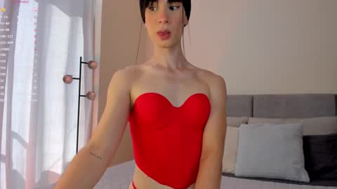 Einyel  online show from 01/13/25, 07:53