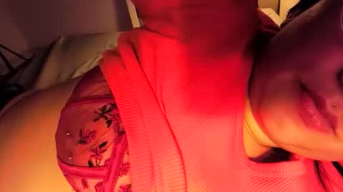 Eirene online show from 11/05/25, 02:33