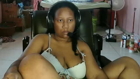 Eirondra Valeen online show from 04/25/26, 12:52