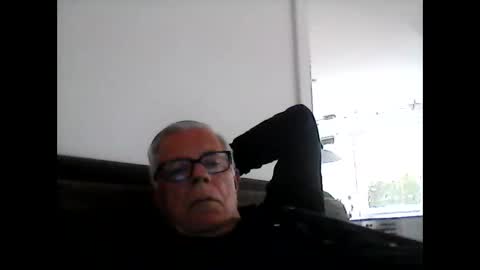 Snapshot of eisbaer1957 chatting on 05/05/26, 11:40 eisbaer1957 online show from 05/05/26, 11:40