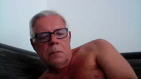 Snapshot of eisbaer1957 chatting on 06/27/26, 04:12 eisbaer1957 online show from 06/27/26, 04:12