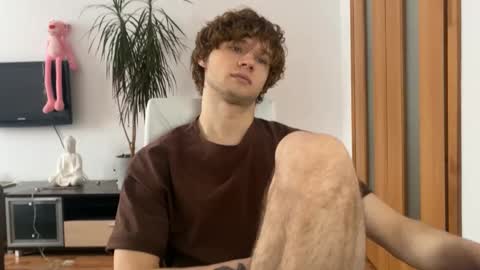 Eitan online show from 12/23/24, 07:17