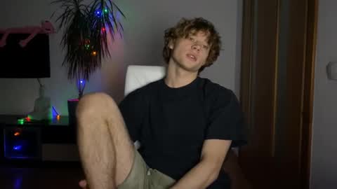 Eitan online show from 12/26/24, 12:38