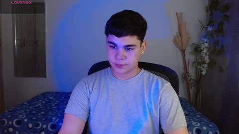 Snapshot of eithan_jonnes chatting on 03/13/26, 07:53 Eithan online show from 03/13/26, 07:53