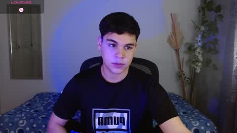 Snapshot of eithan_jonnes chatting on 03/14/26, 08:58 Eithan online show from 03/14/26, 08:58