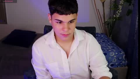 Snapshot of eithan_jonnes chatting on 04/19/26, 06:10 Eithan online show from 04/19/26, 06:10