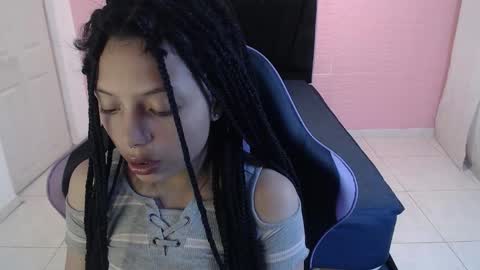 eiviiy1609 online show from 11/28/25, 02:53