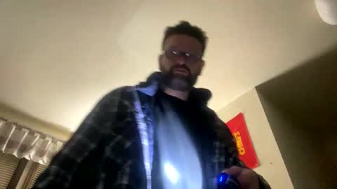 Snapshot of ejbooker11 chatting on 02/28/26, 10:05 PiedPiper online show from 02/28/26, 10:05