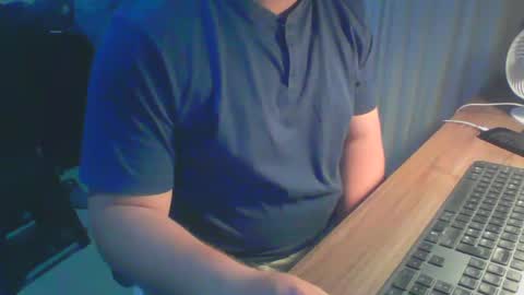 Snapshot of ekudemic chatting on 12/04/24, 06:00 Juan Pablo M online show from 12/04/24, 06:00