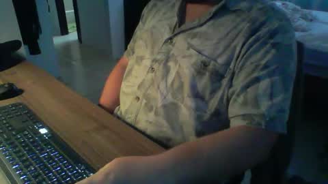 Snapshot of ekudemic chatting on 02/07/26, 05:27 Juan Pablo M online show from 02/07/26, 05:27
