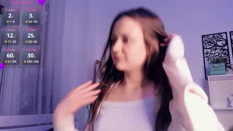 Elis 3 online show from 10/23/25, 09:35