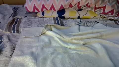 Snapshot of el_petite chatting on 01/13/25, 08:26 petite online show from 01/13/25, 08:26