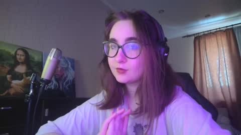 If you like it when I meow give me a thumbs up online show from 02/20/25, 01:19