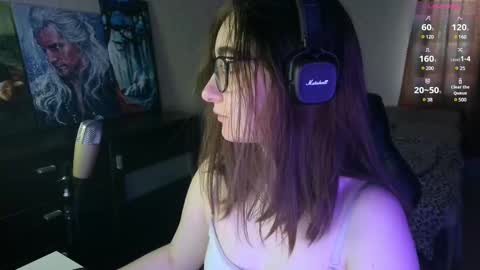 If you like it when I meow give me a thumbs up online show from 03/06/25, 09:36