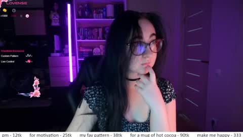 If you like it when I meow give me a thumbs up online show from 06/23/26, 11:08