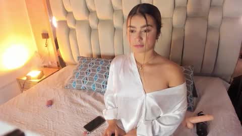 Snapshot of elacader chatting on 03/03/26, 08:37 Ela online show from 03/03/26, 08:37