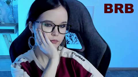 Your sweet girl online show from 03/10/25, 01:12