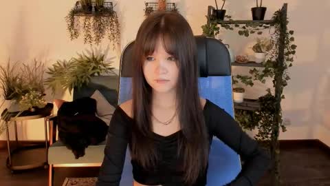 Snapshot of elainebeness chatting on 02/04/26, 07:31 Your sweet girl online show from 02/04/26, 07:31