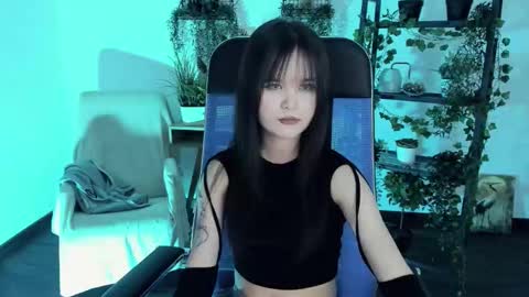 Snapshot of elainebeness chatting on 02/21/26, 05:25 Your sweet girl online show from 02/21/26, 05:25