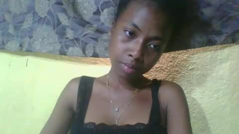 Snapshot of elalia1234 chatting on 09/29/25, 05:01 elalia1234 online show from 09/29/25, 05:01