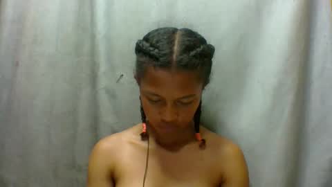 elaliealdy online show from 10/22/25, 05:24