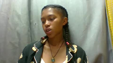 elaliealdy online show from 10/31/25, 06:03