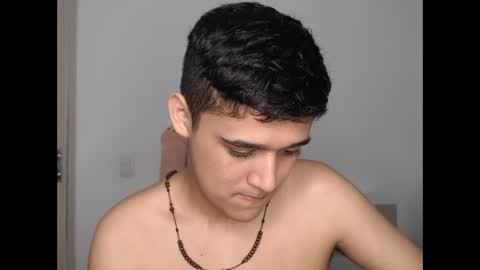 elandor online show from 11/22/25, 08:24