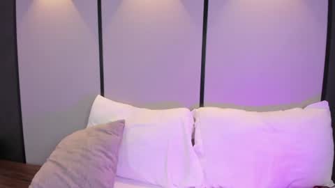 elara_bloom_ online show from 06/25/26, 02:22