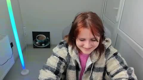 Evie online show from 05/15/26, 06:42