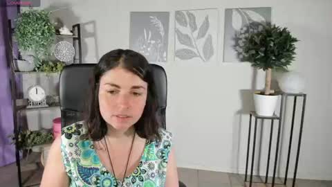 Snapshot of elara_starfall chatting on 06/24/26, 05:06 Marta online show from 06/24/26, 05:06