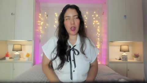 elarey_ online show from 05/02/26, 12:10