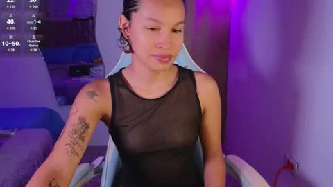 elaseles23 online show from 11/30/25, 10:47