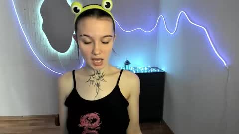 elastikiss online show from 02/24/26, 07:39