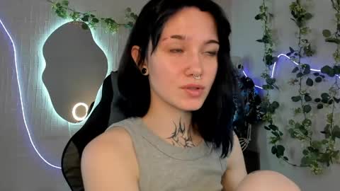 Snapshot of elastikiss chatting on 05/18/26, 05:35 elastikiss online show from 05/18/26, 05:35