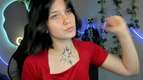 Snapshot of elastikiss chatting on 05/27/26, 01:08 elastikiss online show from 05/27/26, 01:08