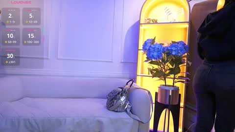 Elasummeer online show from 09/12/25, 11:54