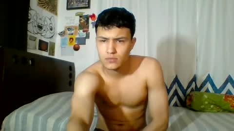 Snapshot of elawo503 chatting on 06/19/26, 05:28 elawo503 online show from 06/19/26, 05:28