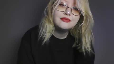 elayne_sweet online show from 06/25/26, 06:18