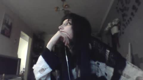 Snapshot of elaynetanton chatting on 05/05/26, 05:10 Lia online show from 05/05/26, 05:10