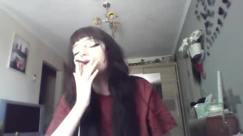 Snapshot of elaynetanton chatting on 05/16/26, 07:27 Lia online show from 05/16/26, 07:27