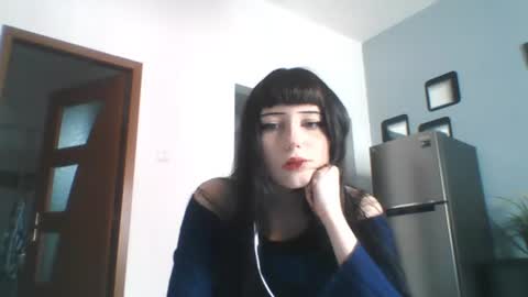 Snapshot of elaynetanton chatting on 07/03/26, 07:04 Lia online show from 07/03/26, 07:04