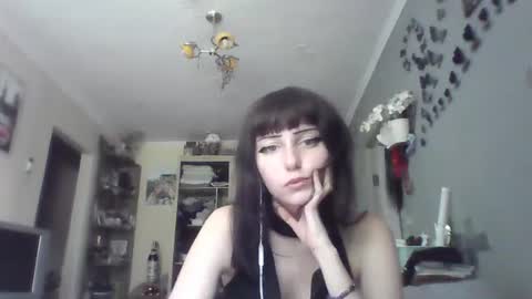 Snapshot of elaynetanton chatting on 07/19/26, 08:07 Lia online show from 07/19/26, 08:07